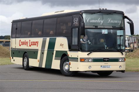 crawley luxury coaches.